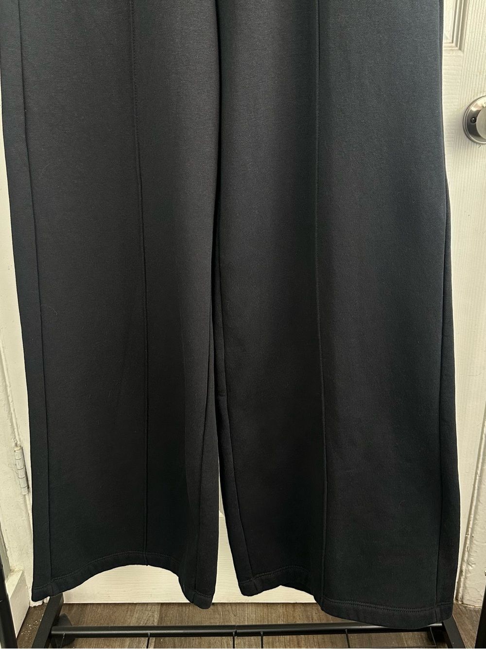 Nike Palazzo Wide Leg Black Sweatpants W/ Pockets Womens Size Small CU6156-010 - Picture 5 of 11